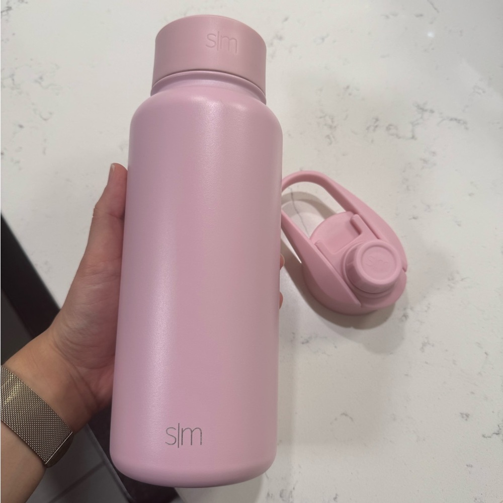 NEW simple modern pink 32 oz water bottle